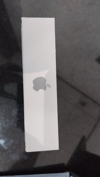 iPhone 17 Air 256GB Cloud White
