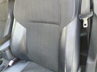 TOYOTA Auris 1.4 90D ACTIVE
