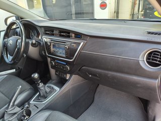 TOYOTA Auris 1.4 90D ACTIVE