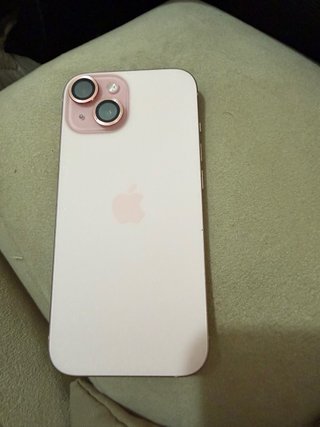 iPhone 15 Rosa