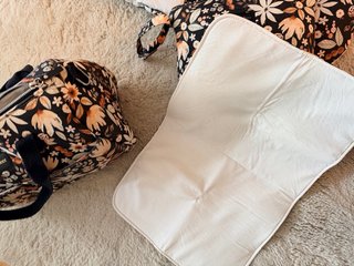 Saco silla  + Bolso + Neceser + Cambiador a juego