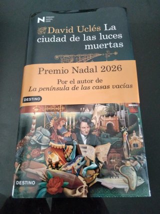 La ciudad de las luces muertas