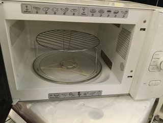 MICROONDAS WHIRLPOOL GUSTO