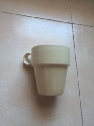Taza de desayuno color crema