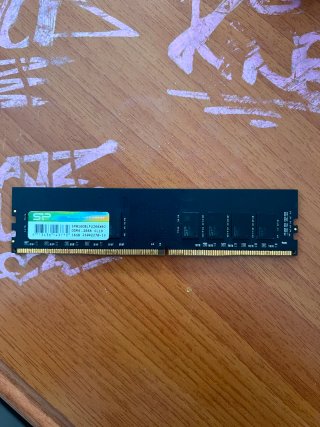 Memoria RAM de 16Gb DDR4 (Silicon Power).
