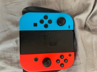 Nintendo Switch + Accesorios