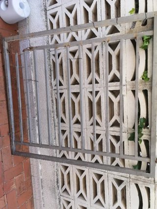 Precio por 4 puertas, rejas 145x125, una es de reg