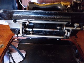 Máquina de coser "Singer", antigua.