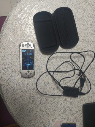 Psp plateada edición final fantasy