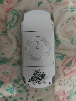 Psp plateada edición final fantasy