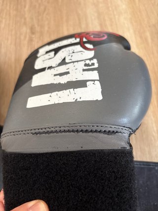 Guantes y espinilleras Kick Boxing Last Round S/M