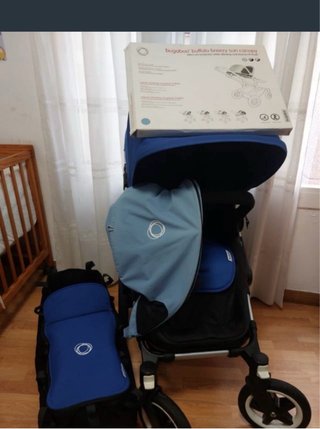 Carrito de paseo y cuco bebé
