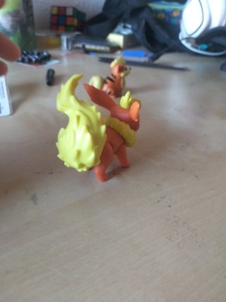 Flareon Pokemon TOMY