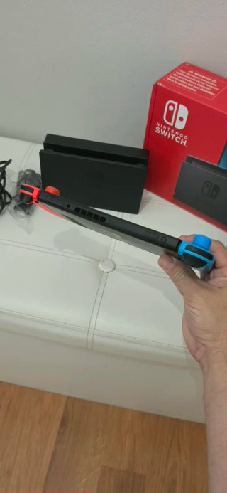 Nintendo Switch + Animal Crossing+extras impecable