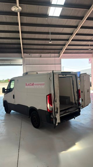 Iveco Daily frigorifico 2015