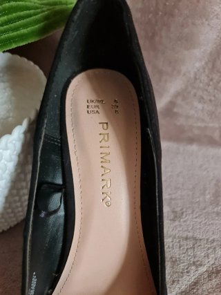 Zapatos de tacon de Primark. Nr 39