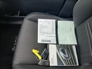 Lexus NX 300h Business Navigation 2WD 145 kW (197 CV)