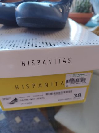 Zapatos azules hispanitas
