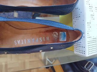 Zapatos azules hispanitas