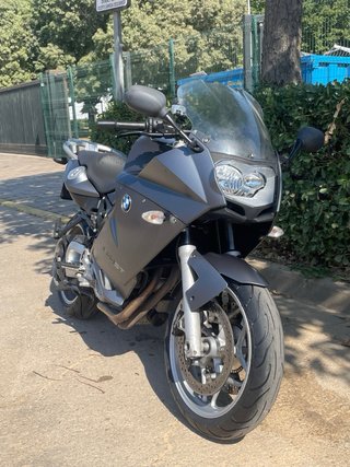 BMW F800ST