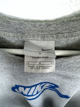 Camiseta Nike Vintage 2000s Graphic Oversize Y2K