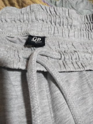 Pantalón corto deportivo gris hombre T.L