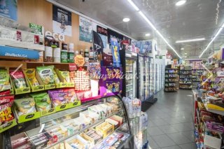 Traspaso de supermercado en zona Sant Antoni