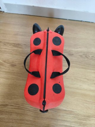 Maleta de mano correpasillos Trunki roja