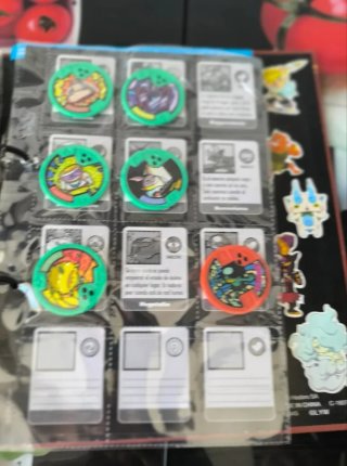Yo-Kai Watch Juguetes, Álbum, medallas
