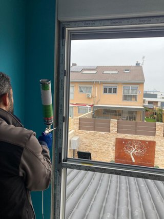 Ventanas Aluminio y PVC Aluche