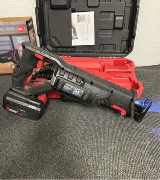 Sierra de sable Parkside 20V + Batería y cargador