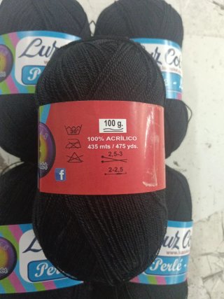 5 ovillos perlé fino negro Luz Color
