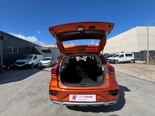 CUOTA 180€ - MG ZS 2022 1.5 106CV