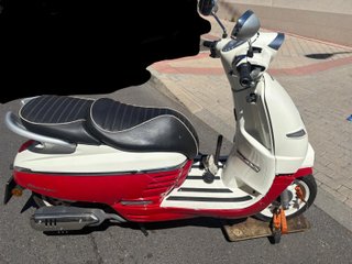 Venta a piezas Django 125 Peugeot despiece