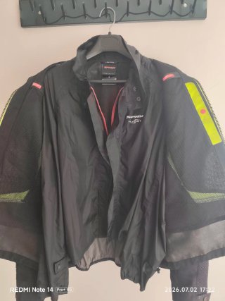 Chaqueta moto verano con cortavientos flúor. SPIDI