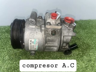 Compresor A/C VW AG 5N0 820 803 E Delphi