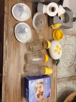 Sacaleches Medela Solo con Accesorios