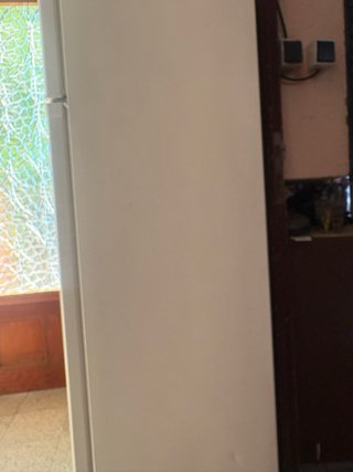 Nevera 1.60m alto x 55cm ancho/profundo