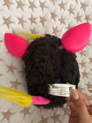 Furby Interactivo Negro y Rosa