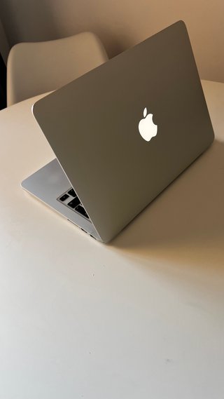 MacBook Pro 13" Retina - Con cargador
