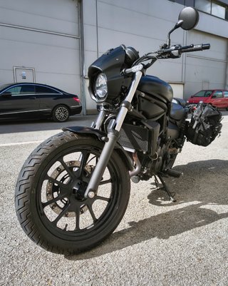 Moto Kawasaki Eliminator 500