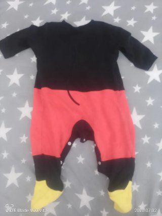 Pelele y gorro Mickey Mouse de 6 a 9 meses