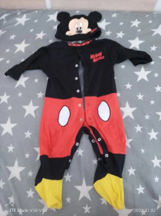 Pelele y gorro Mickey Mouse de 6 a 9 meses