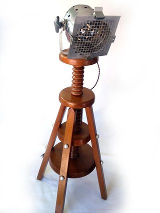 Lámpara de Pie Artesanal Modelo Único