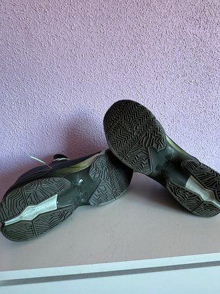 Zapatillas Under Armour UA Longshot rhino green