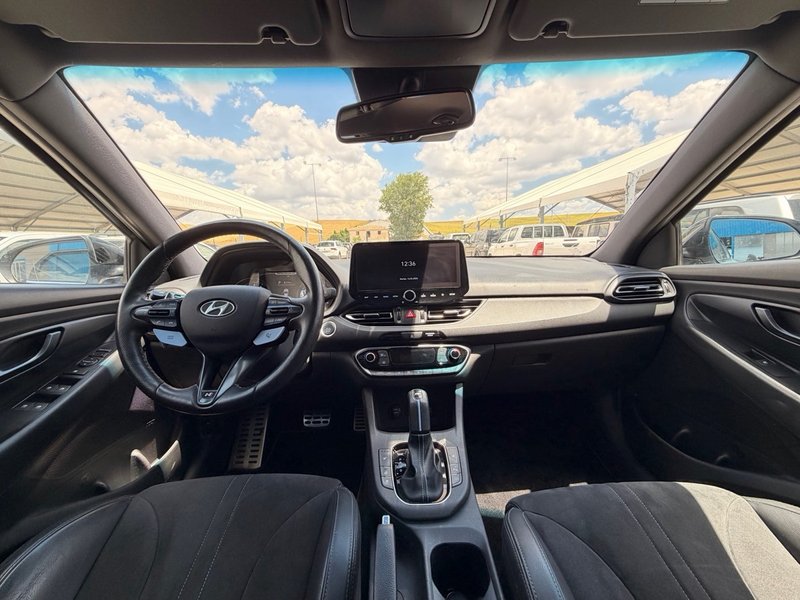 Hyundai i30 2023, foto 18