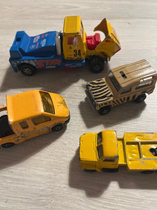 Camioncini in metallo