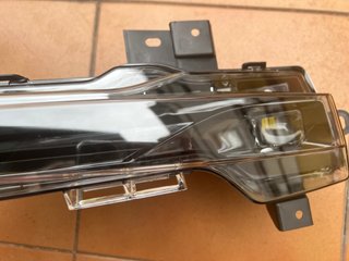Tesla 3/Y Luz antiniebla delantera LED Derecha R