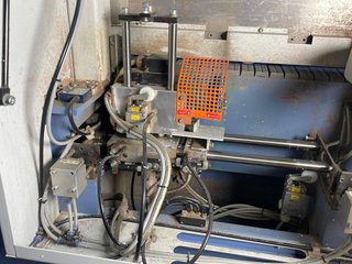 Enchapadora HEBROCK AKV 3006 DK-F