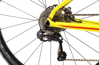 Bicicleta BMC Roadmachine 02 Di2 11V t.52 Reacondicionada